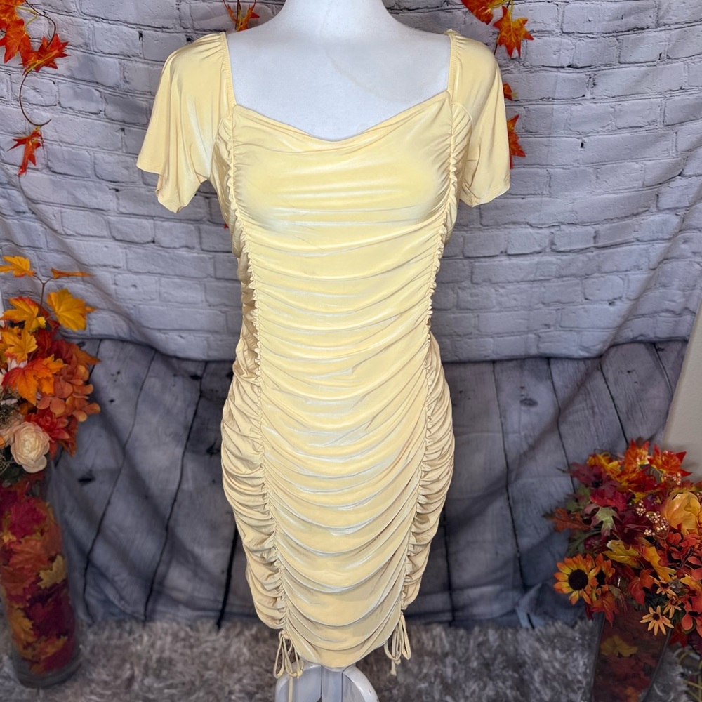 Mini/midi dress